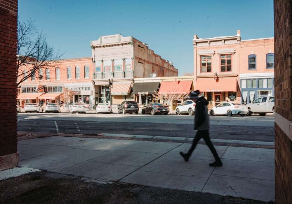 A Cannabis Travel Guide For Stoners To Find Weed in Medicine Hat