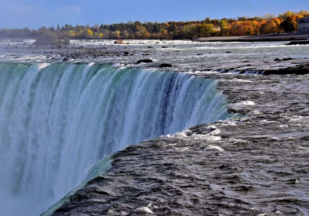 A Cannabis Travel Guide For Stoners To Find Weed in Niagara Falls