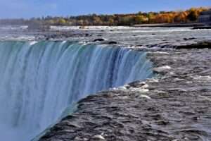 A Cannabis Travel Guide For Stoners To Find Weed in Niagara Falls