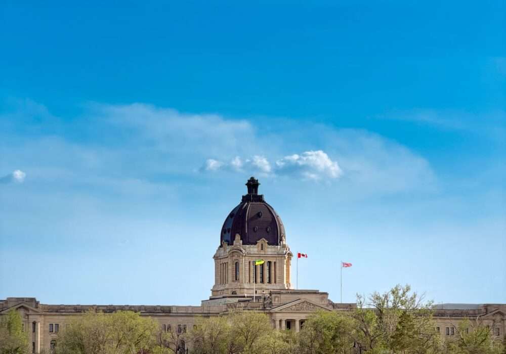 A Cannabis Travel Guide For Stoners To Find Weed in Regina